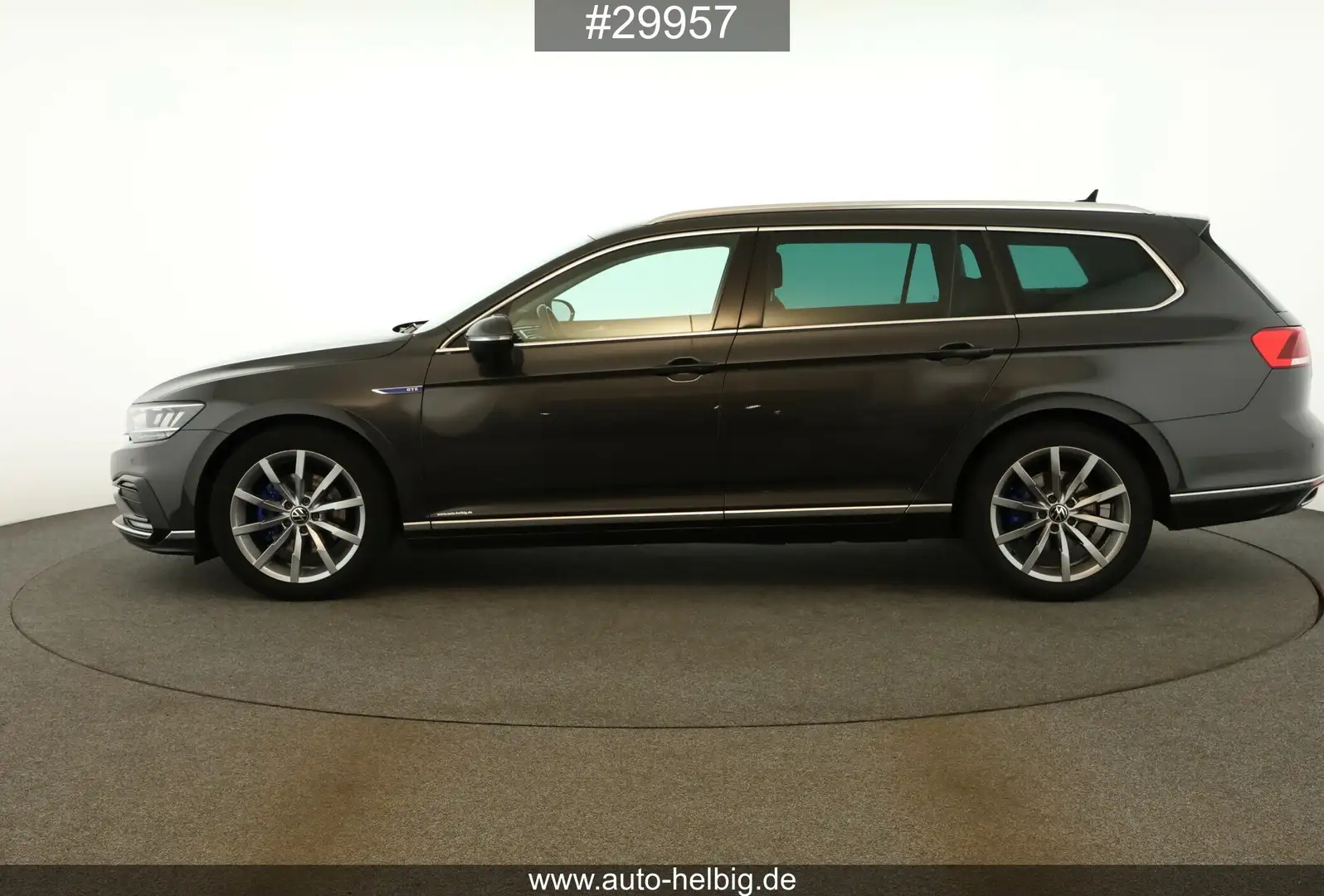 Volkswagen Passat Variant Passat Variant 1.4 TSI GTE #18Z#AHK#LED#Cam#ACC# Grijs - 2
