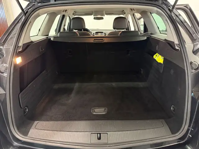 Opel Astra view 16