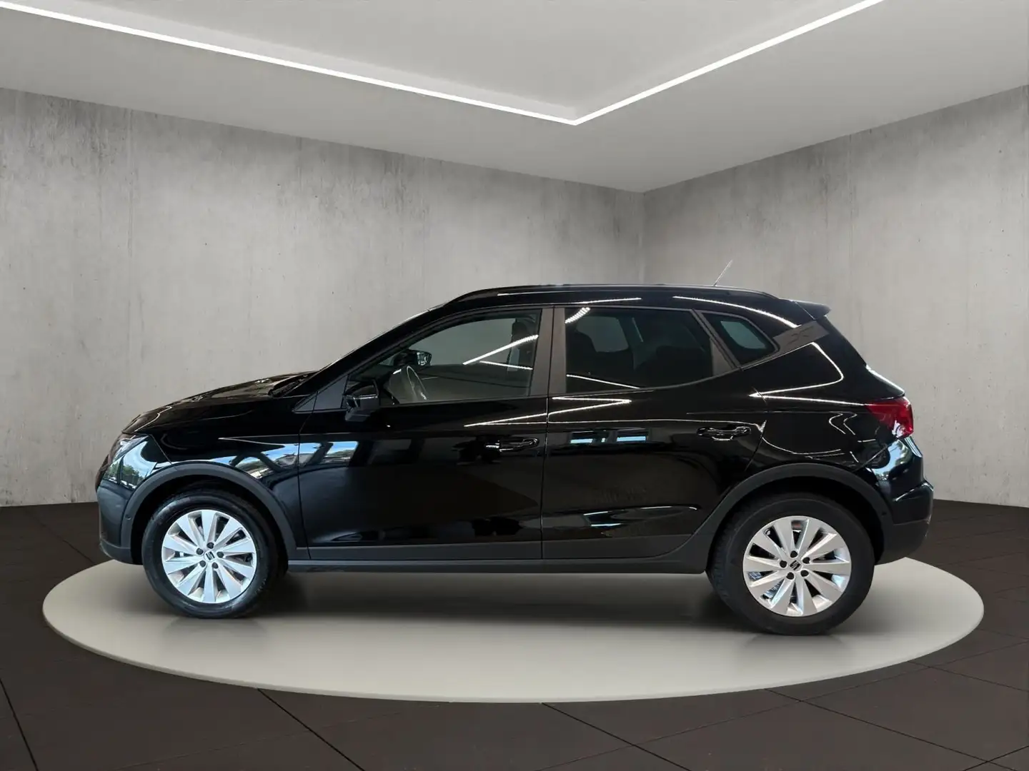 SEAT Arona Road Edition Schwarz - 2