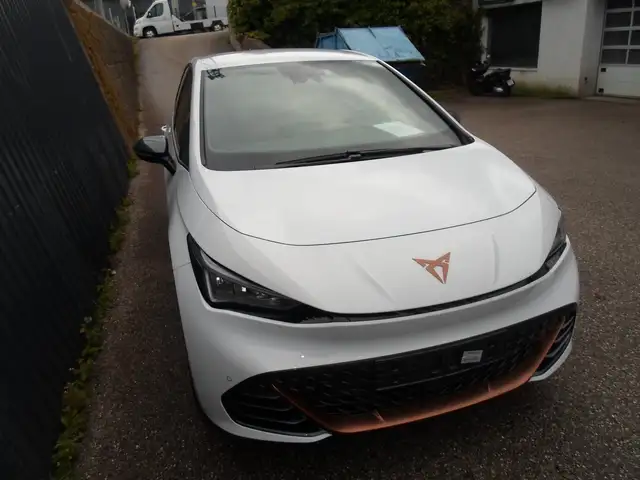 CUPRA Born X 60/63 150kW/204PS