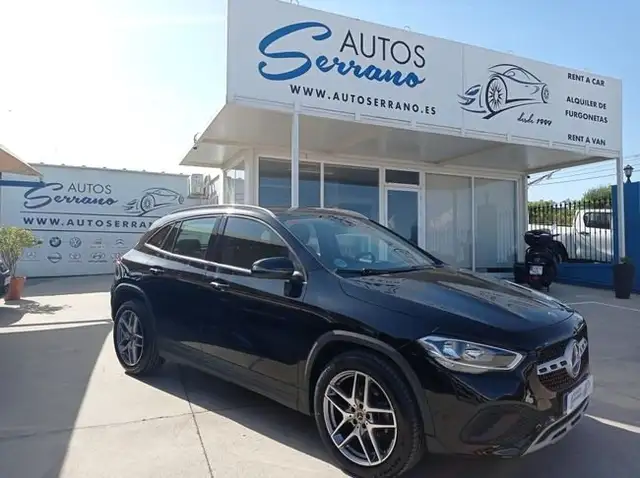 Mercedes-Benz GLA 180 1.3 I AUT 136CV