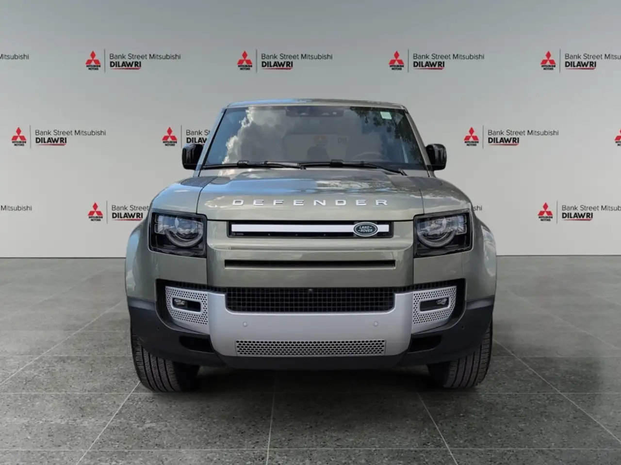 Land Rover Defender снимка Land Rover Defender