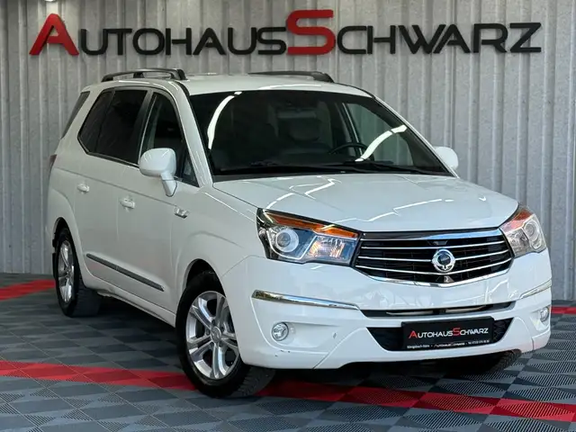 SsangYong Rodius Sapphire 7Sitzer Klima Leder PDC SHZ Alu