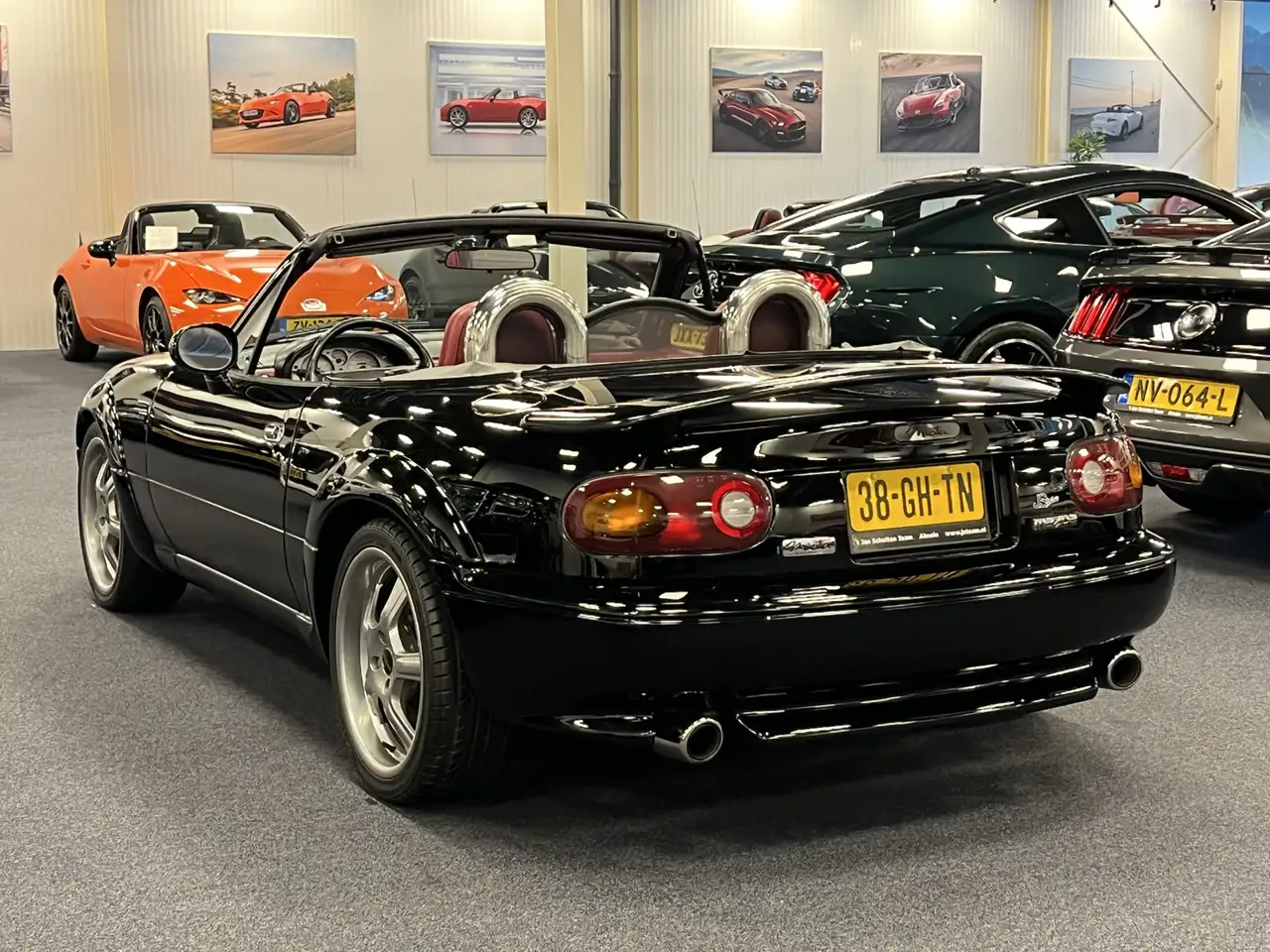Mazda MX-5 NA Roadster 1.6i Miata Black-Red Edition CDN Poste, foto 10