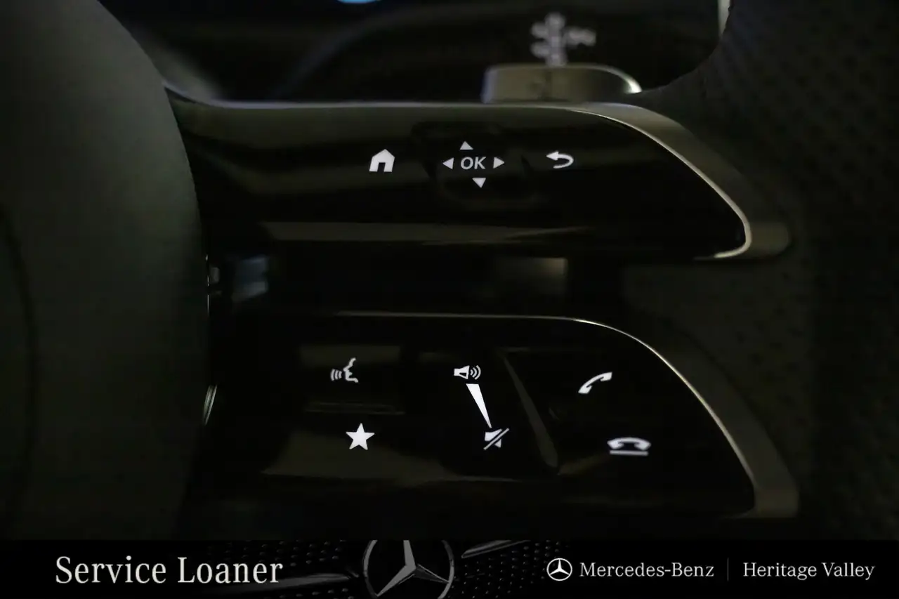 Mercedes-Benz CLA снимка Mercedes-Benz CLA