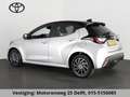 Toyota Yaris 1.5 HYBRID BI-TONE SILVERLINE AUTOMAAT CLOUD NAVI Grijs - thumbnail 30