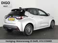 Toyota Yaris 1.5 HYBRID BI-TONE SILVERLINE AUTOMAAT CLOUD NAVI Grijs - thumbnail 5