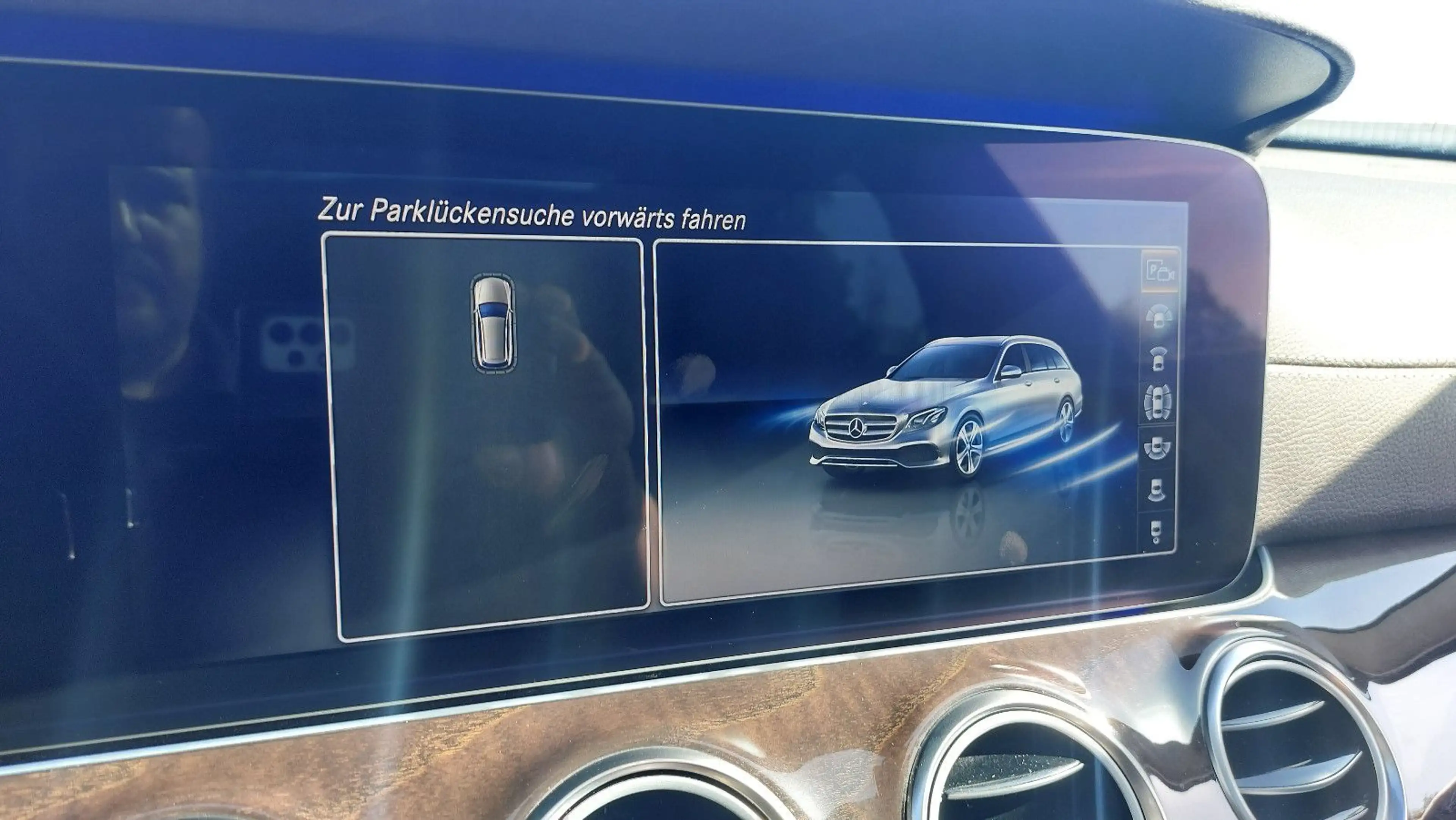 Mercedes-Benz E 350 E T-Modell AMG LINE — photo 11