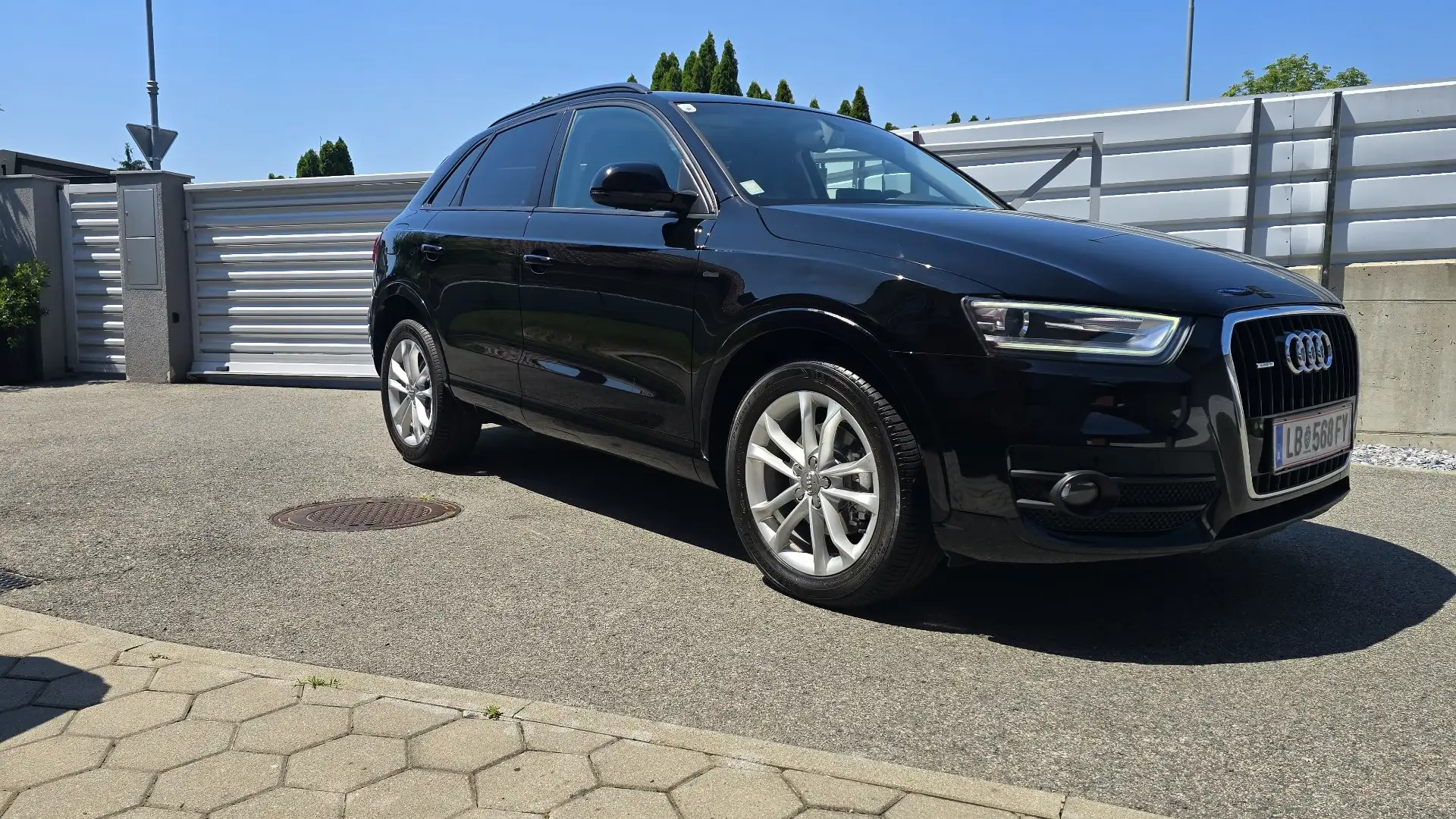 Audi Q3 2,0 TDI Sport quattro - 1