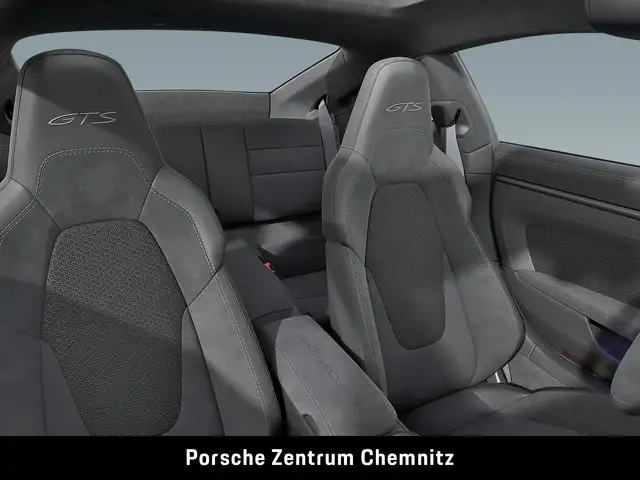 Porsche 911 view 6