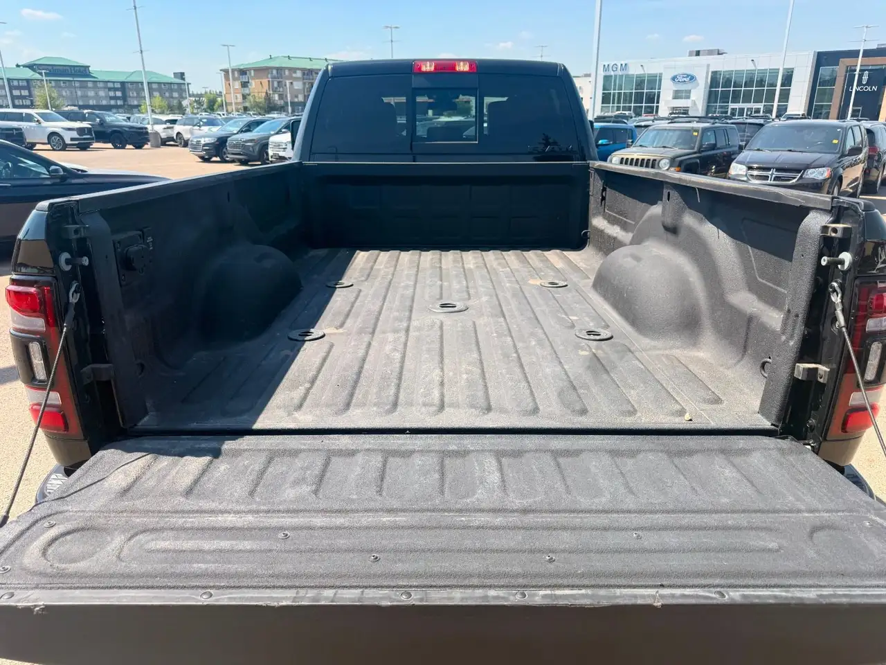 RAM 3500 снимка RAM 3500