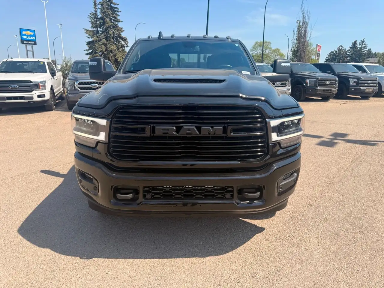 RAM 3500 снимка RAM 3500
