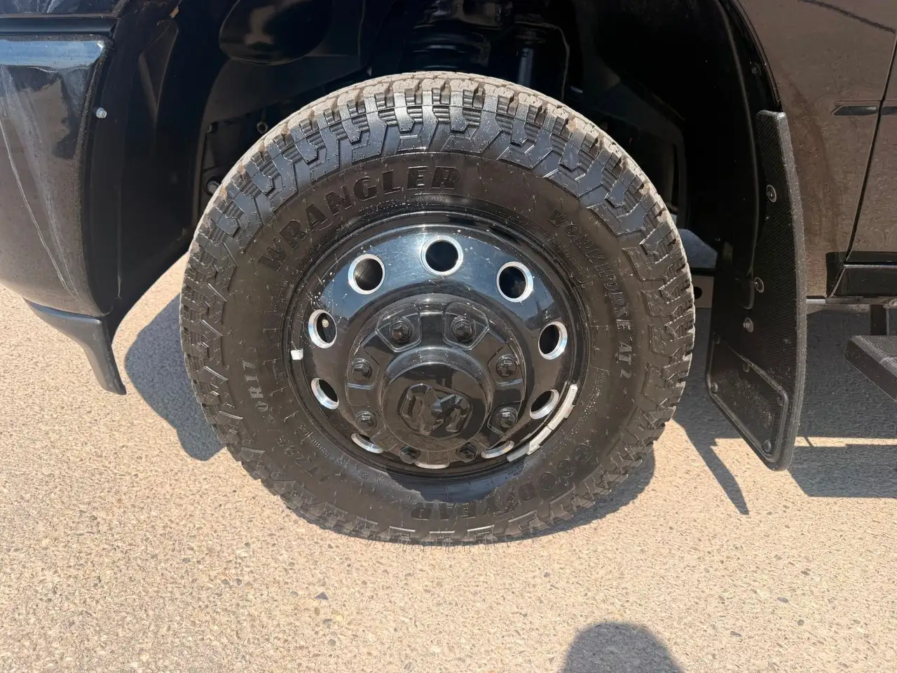 RAM 3500 снимка RAM 3500