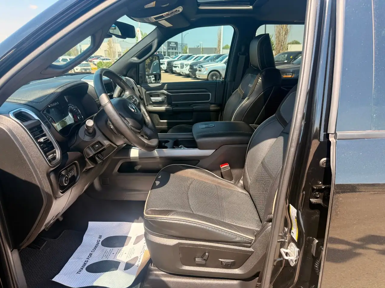 RAM 3500 снимка RAM 3500