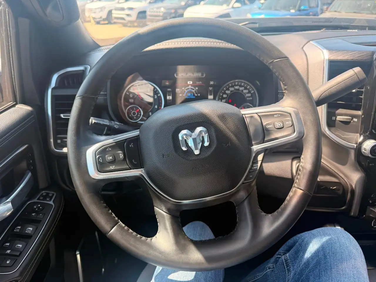 RAM 3500 снимка RAM 3500