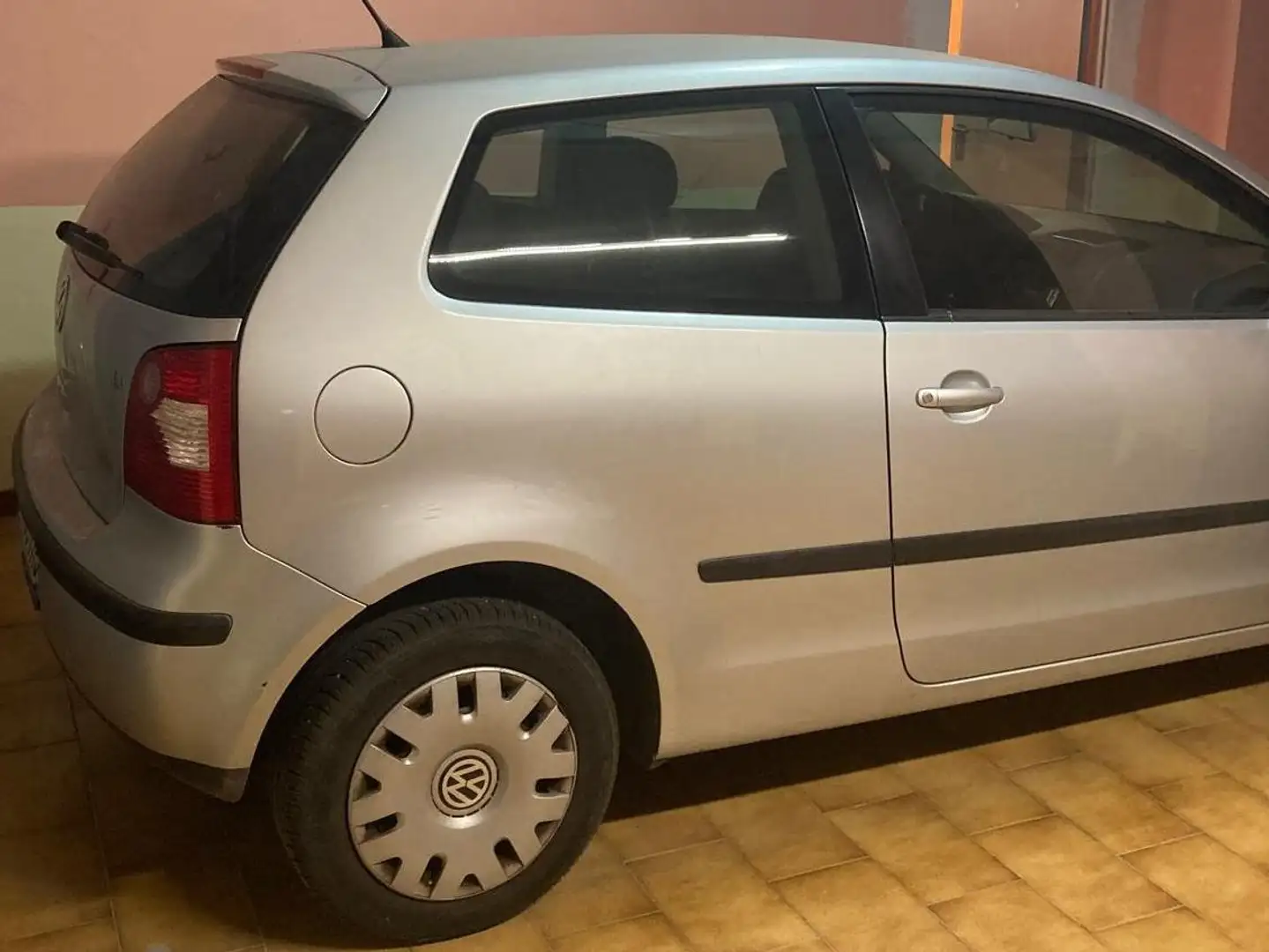 Volkswagen Polo Polo III 1999 3p 1.4 Comfortline c/abs 75cv Argento - 1