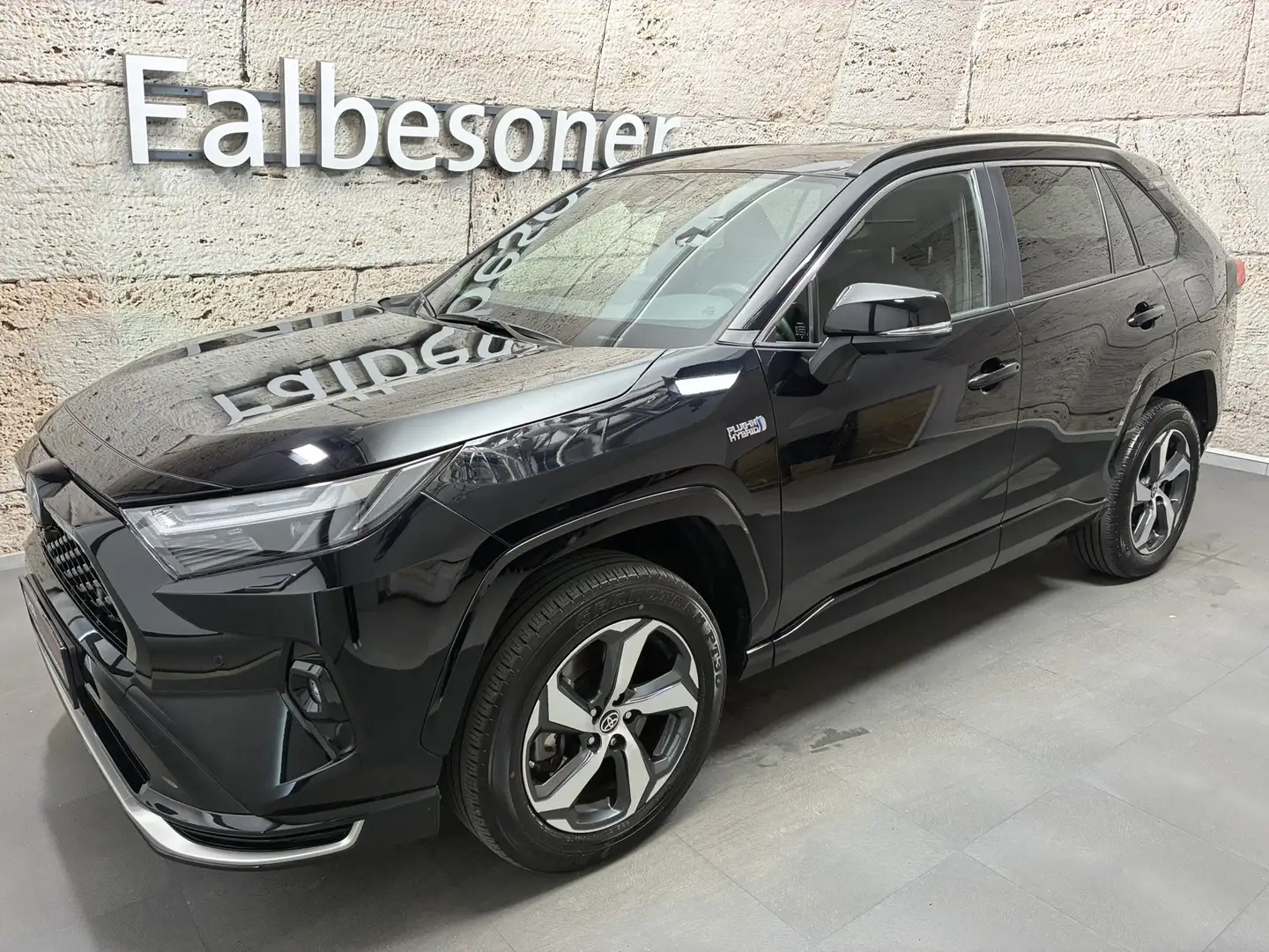 Toyota RAV4 2,5 Plug-in-Hybrid 4x4 Active + Executive P. Schwarz - 2