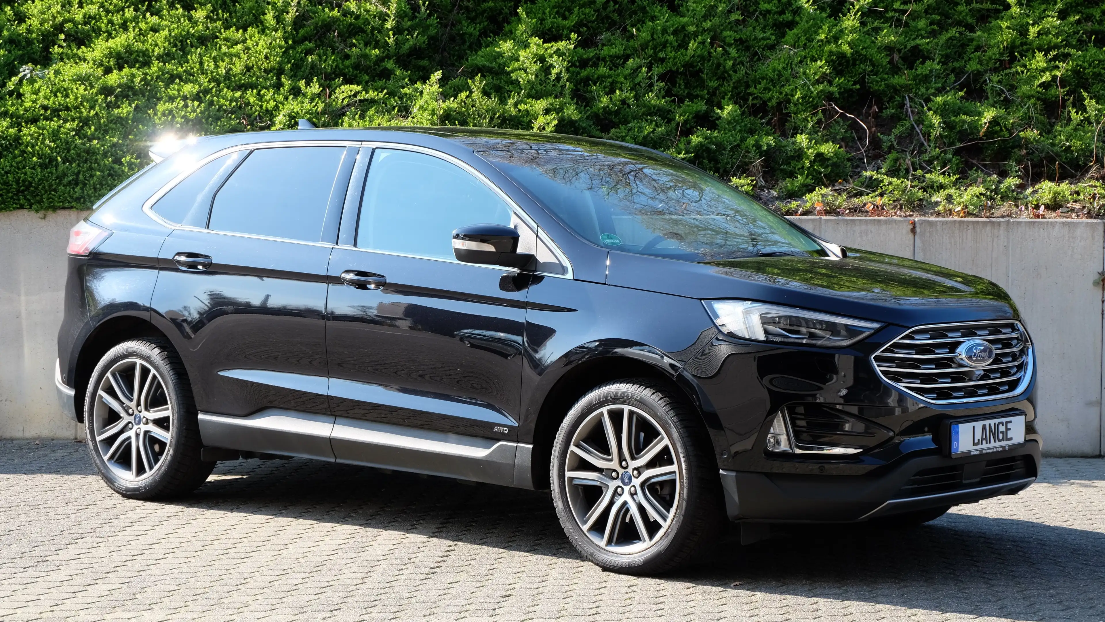 Ford Edge Titanium 4x4 in sehr gepflegtem Zustand !!!!!! — photo 2