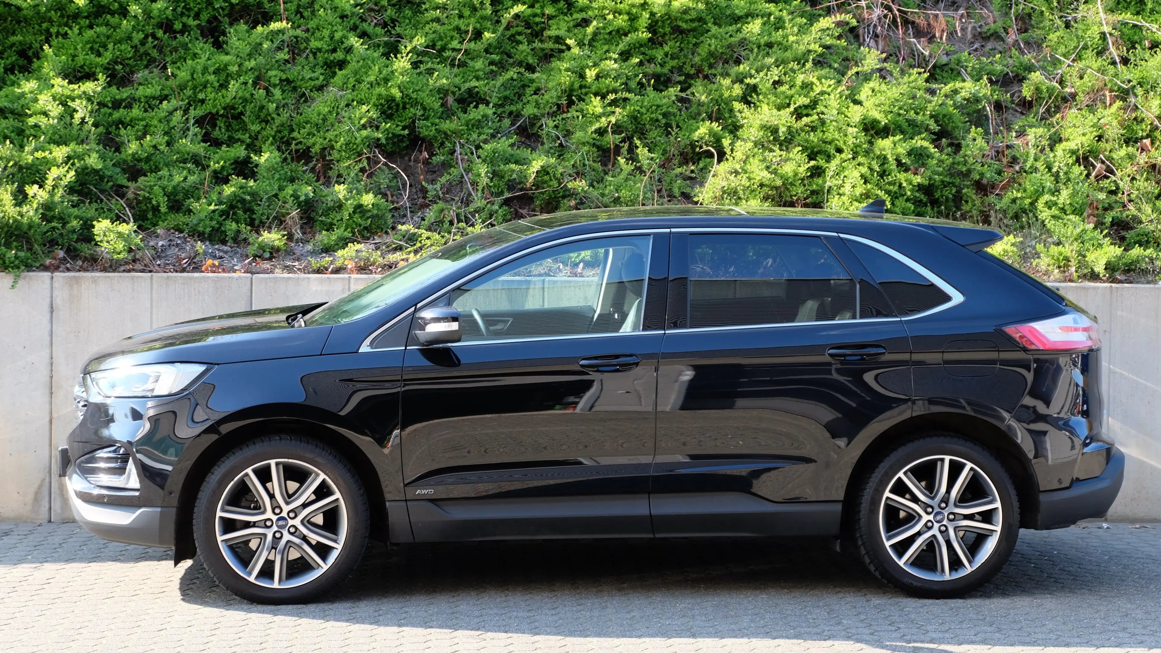 Ford Edge Titanium 4x4 in sehr gepflegtem Zustand !!!!!! — photo 5