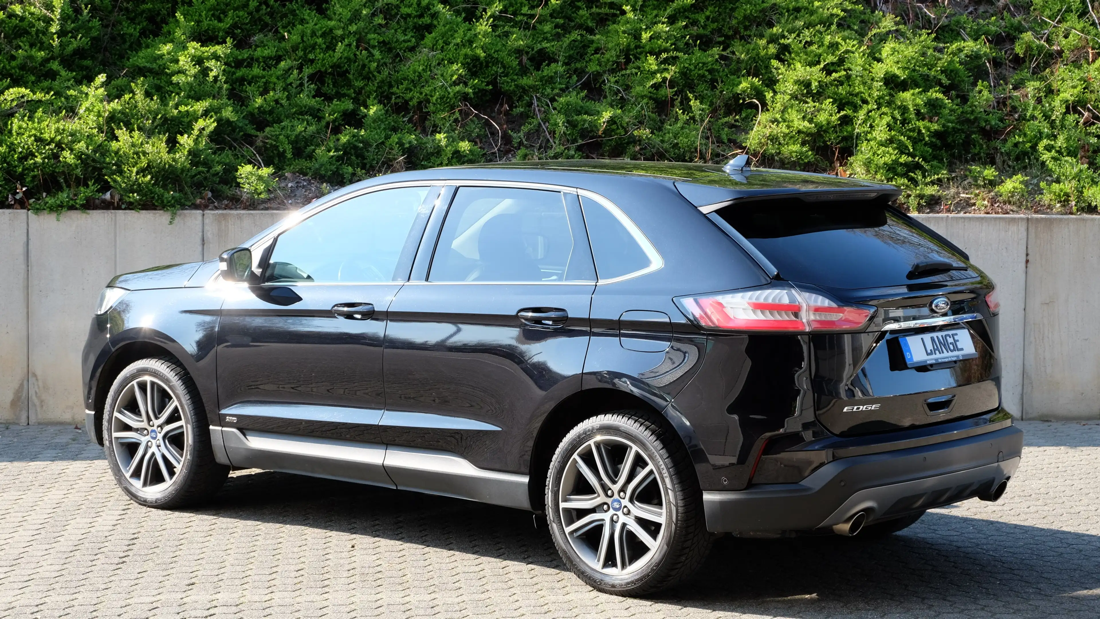 Ford Edge Titanium 4x4 in sehr gepflegtem Zustand !!!!!! — photo 6