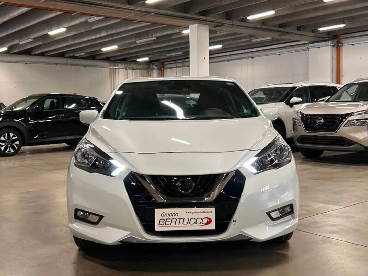 Nissan Micra 1.0L 12V 5 porte Acenta Bianco - 2