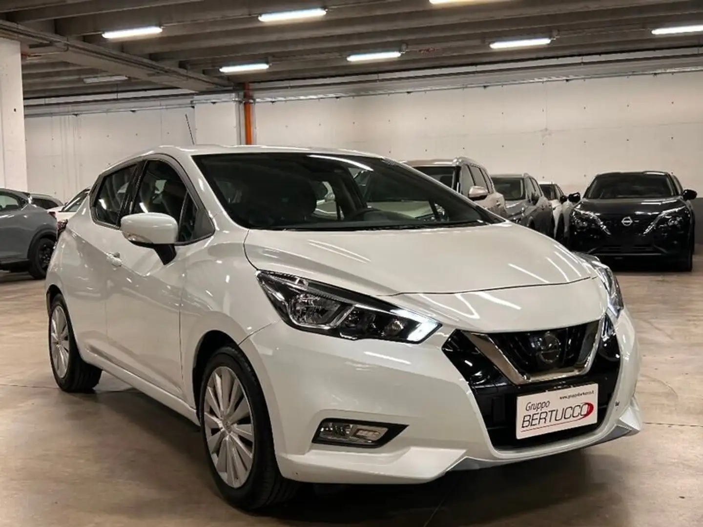 Nissan Micra 1.0L 12V 5 porte Acenta Bianco - 1