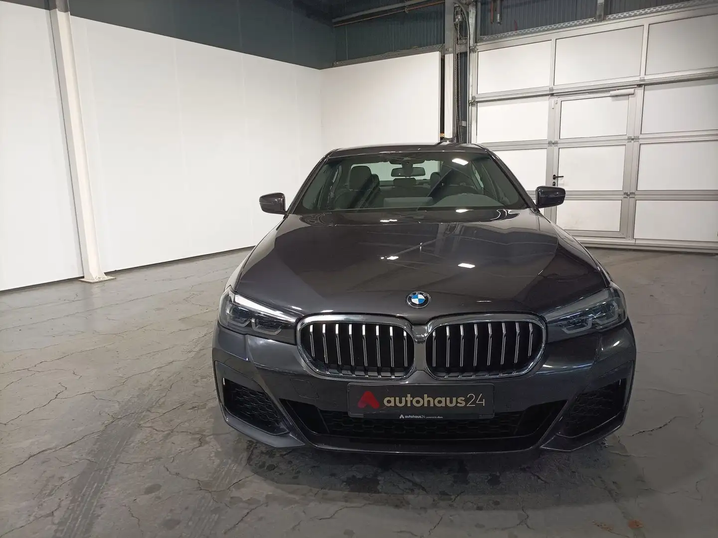 BMW 530 d MHD xDrive M Sport LED|Navi|Kamera|AHK|PDC Grigio - 2
