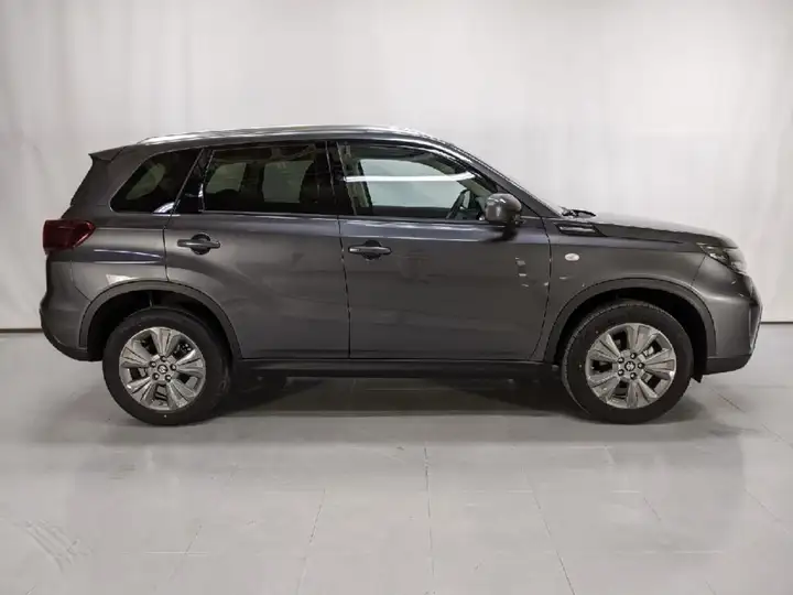 Suzuki Vitara 2026, foto 22