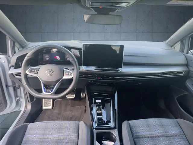 Volkswagen Golf view 12