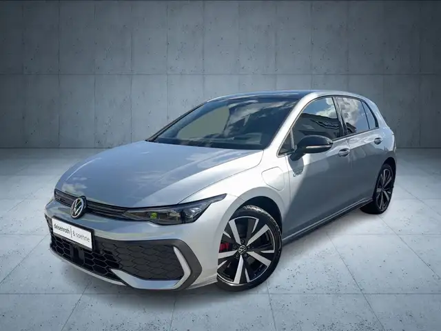 Volkswagen Golf view 2