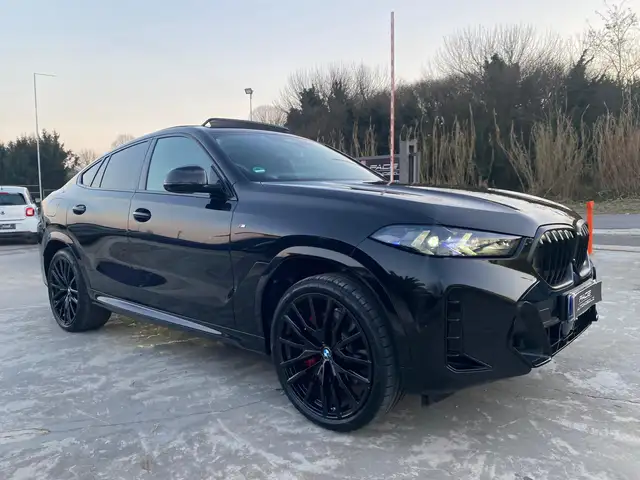 BMW X6 view 7