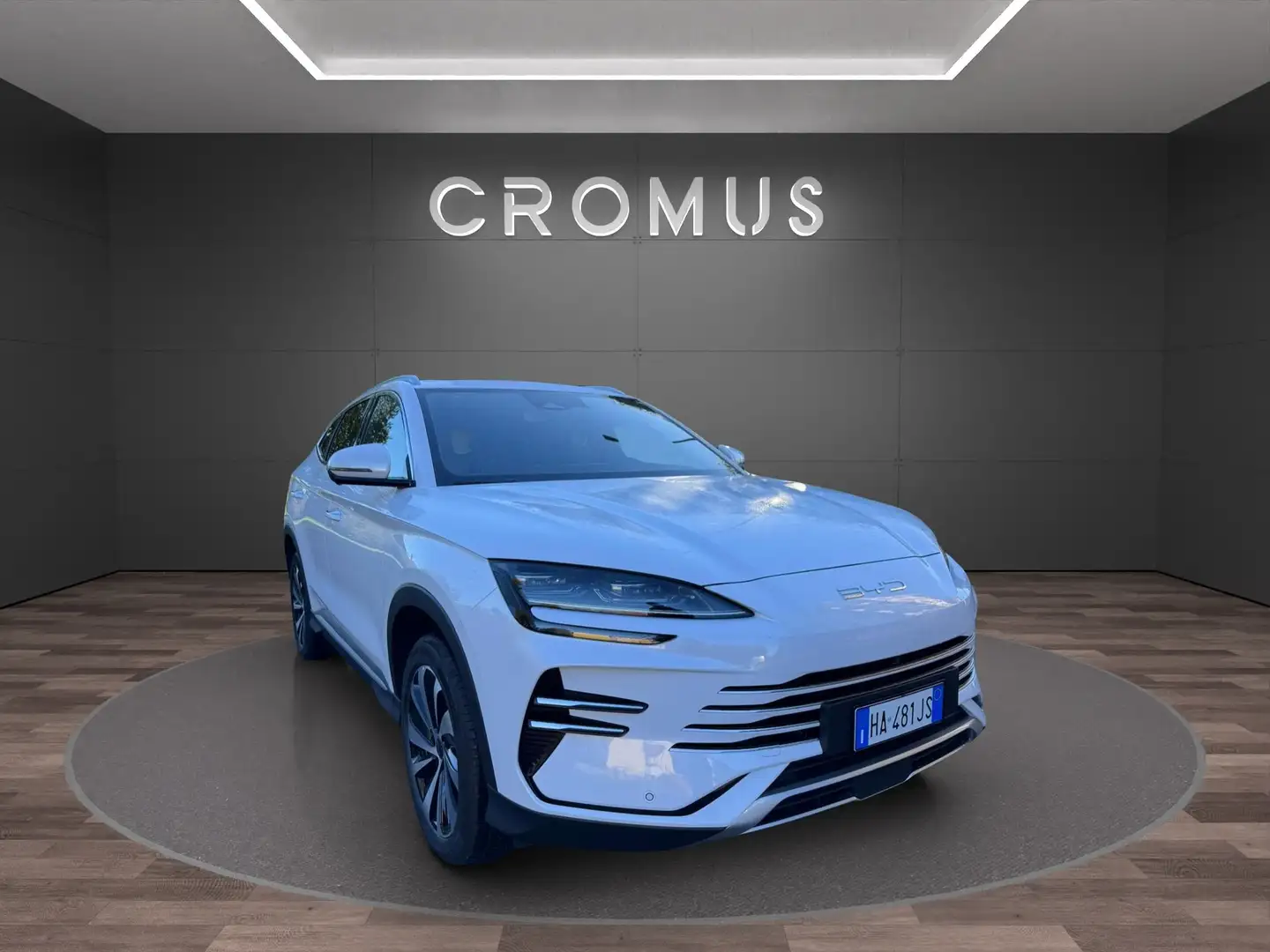 BYD Seal U DMi BOOST Super DMTechnology Comfort 4WD IVA ESP. - 2