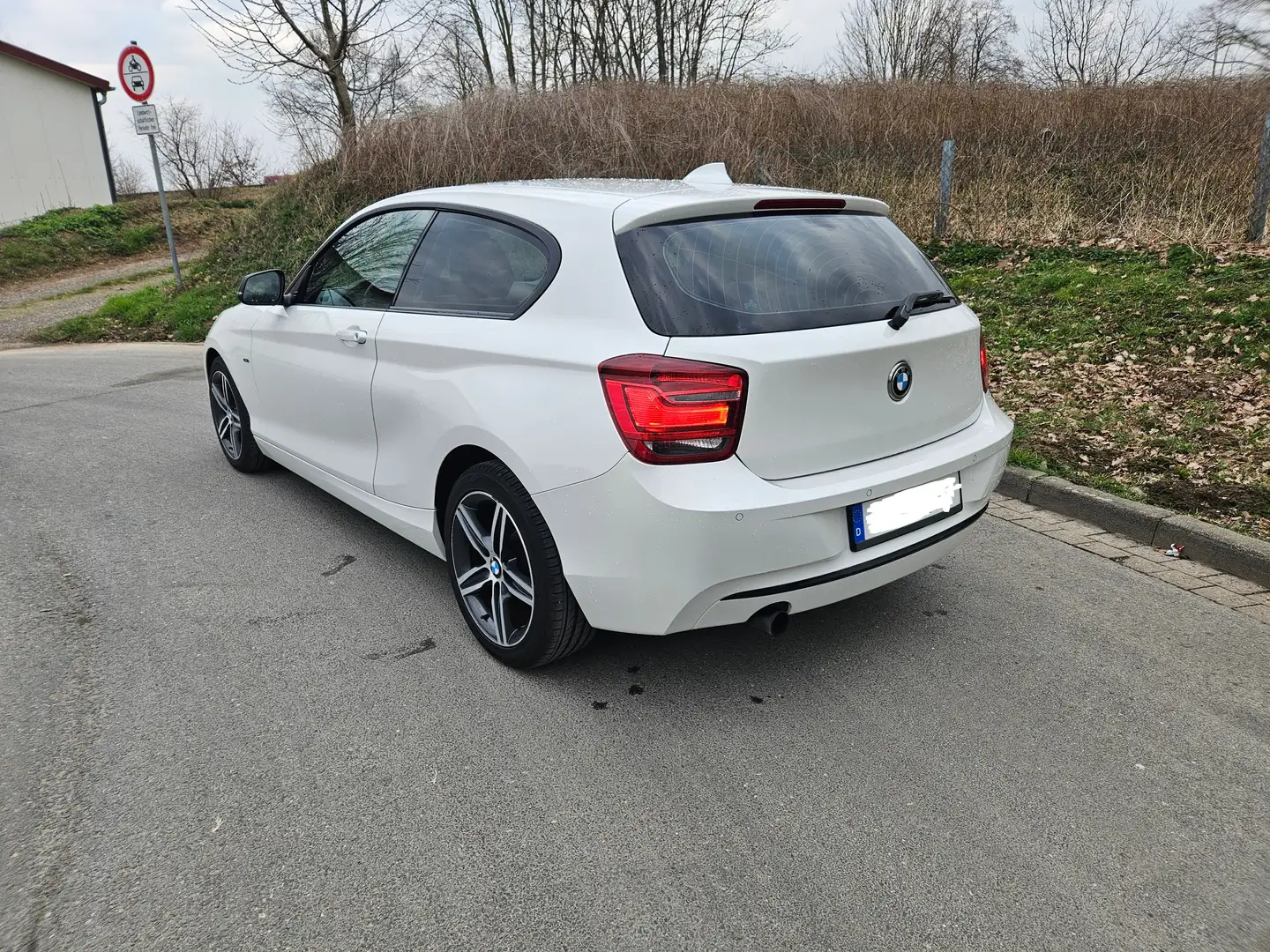 BMW 116 116i Sport Line Weiß - 2