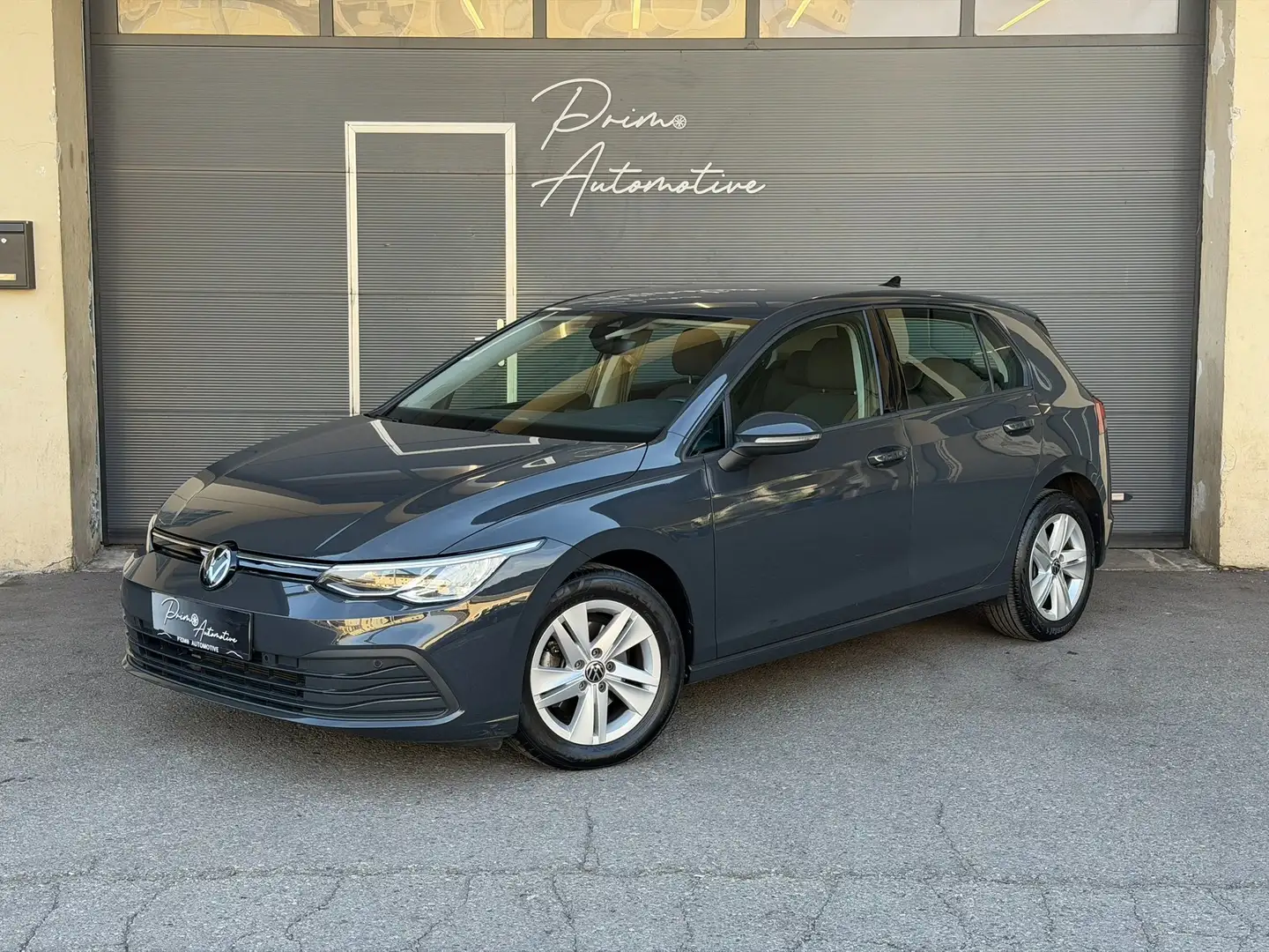Volkswagen Golf Life 2,0TDI DSG Massage* Virtual C* ab € 159,-* Grau - 2