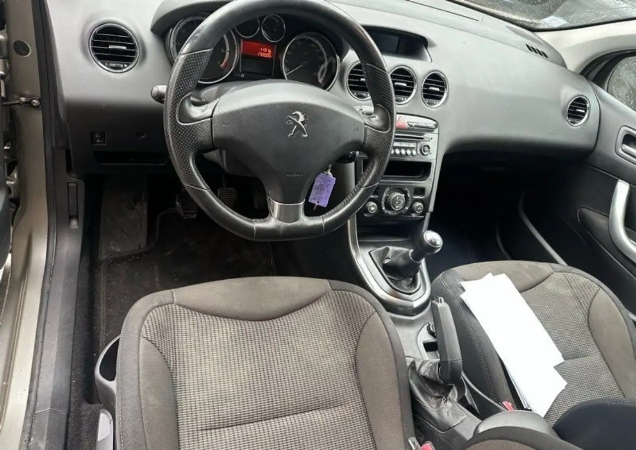 Peugeot 308 1.6 THP 156ch FÃ©line