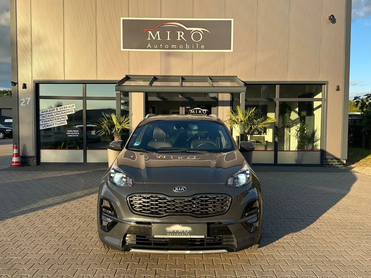 Kia Sportage GT-Line 4WD//Standheizung/AHK/ Grau - 2