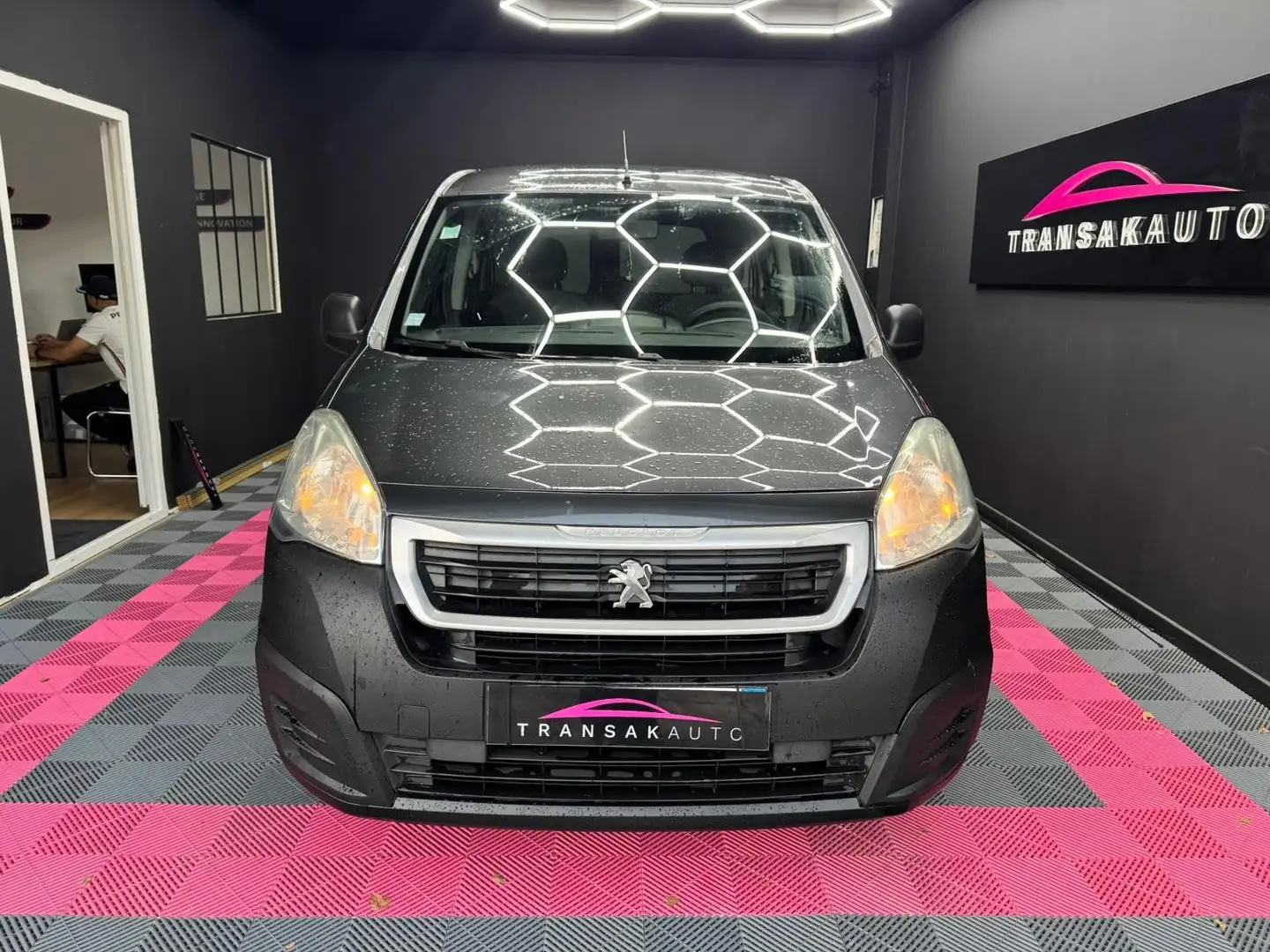 Peugeot Partner Partner Tepee 1.6 BlueHDi 100ch BVM5 Active Rood - 2