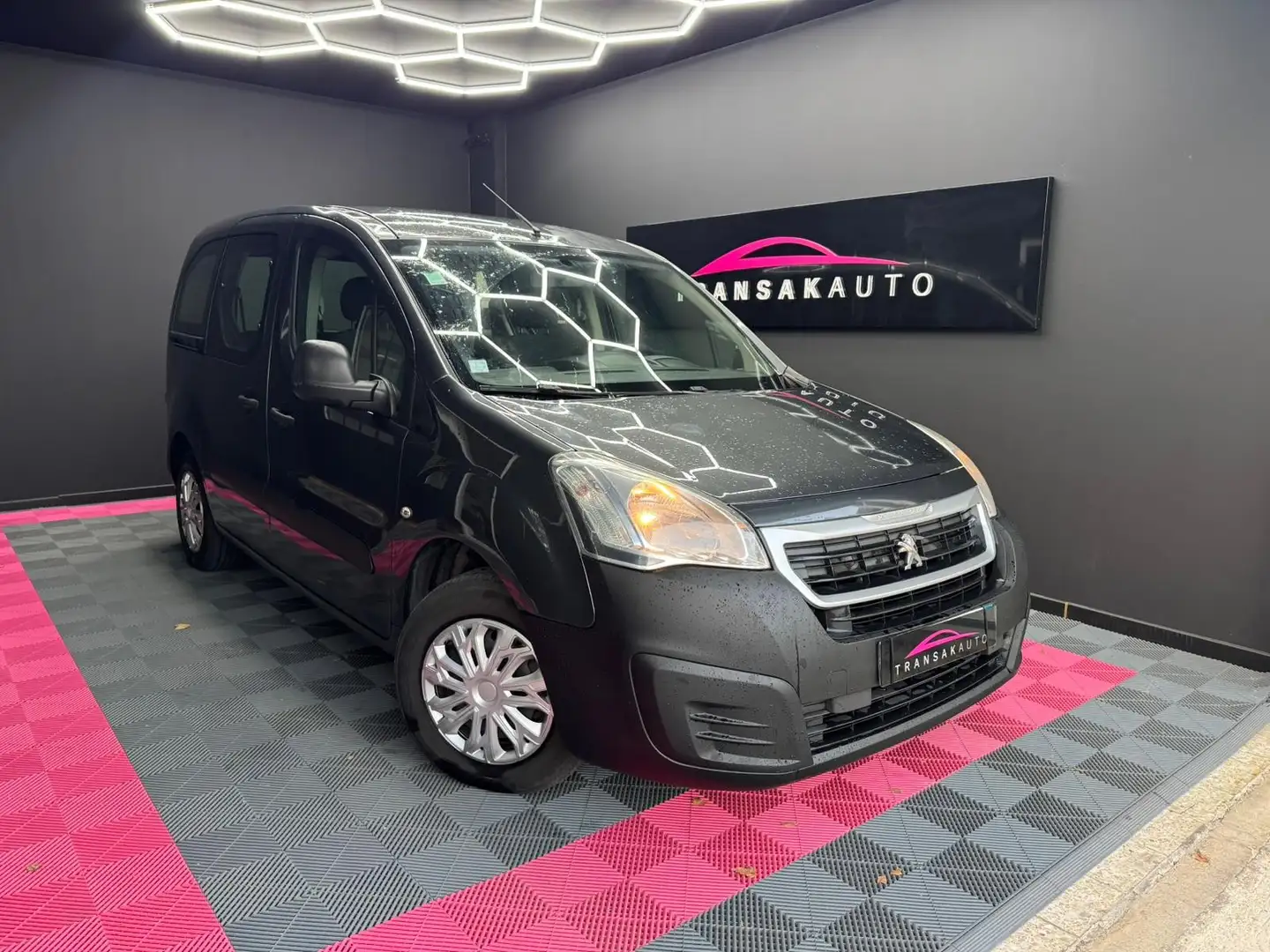 Peugeot Partner Partner Tepee 1.6 BlueHDi 100ch BVM5 Active Rouge - 1