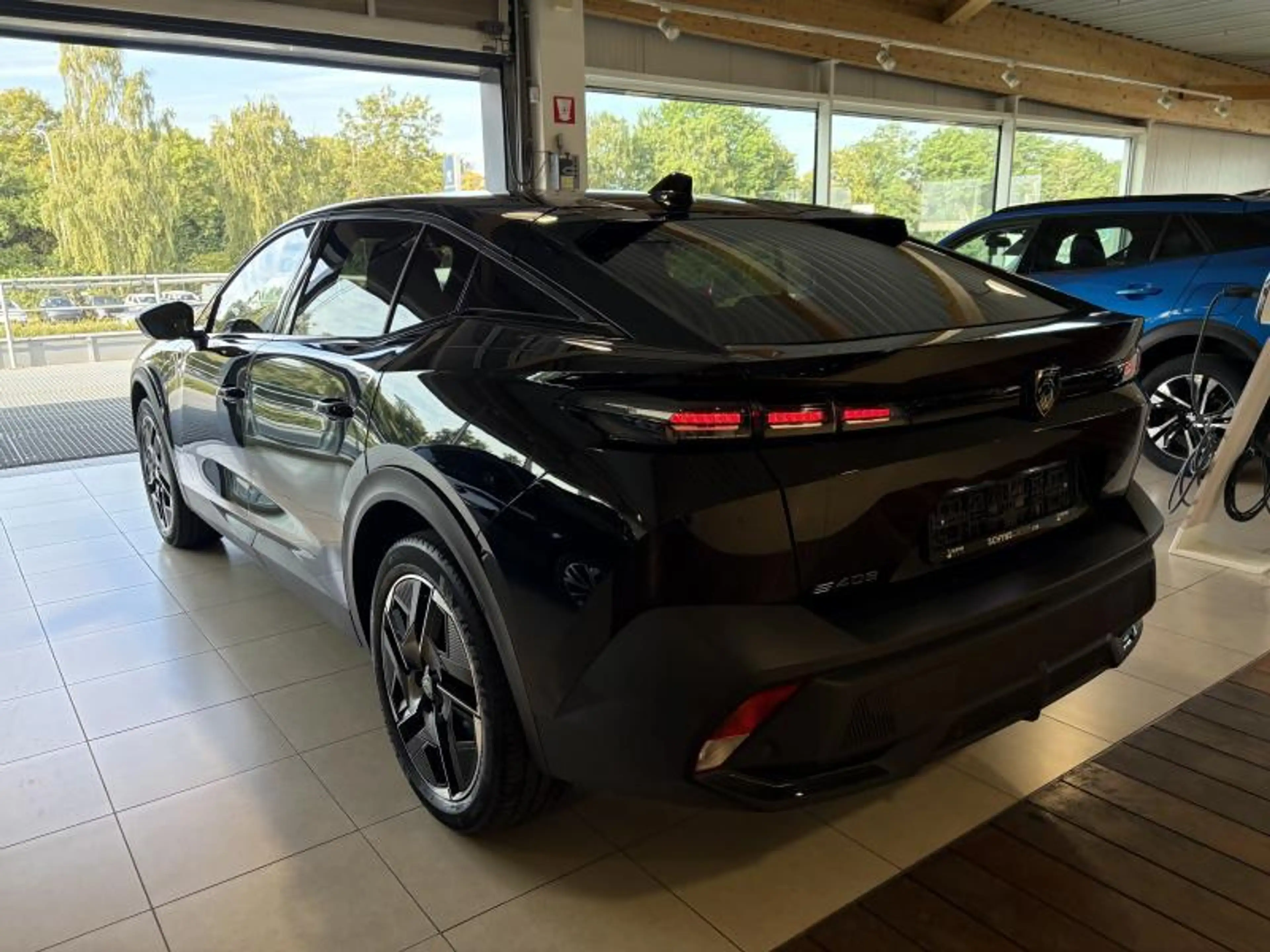 Peugeot 408 ALLURE - GPS-CAMERA - SIEGES CHAUFFANTS — photo 7