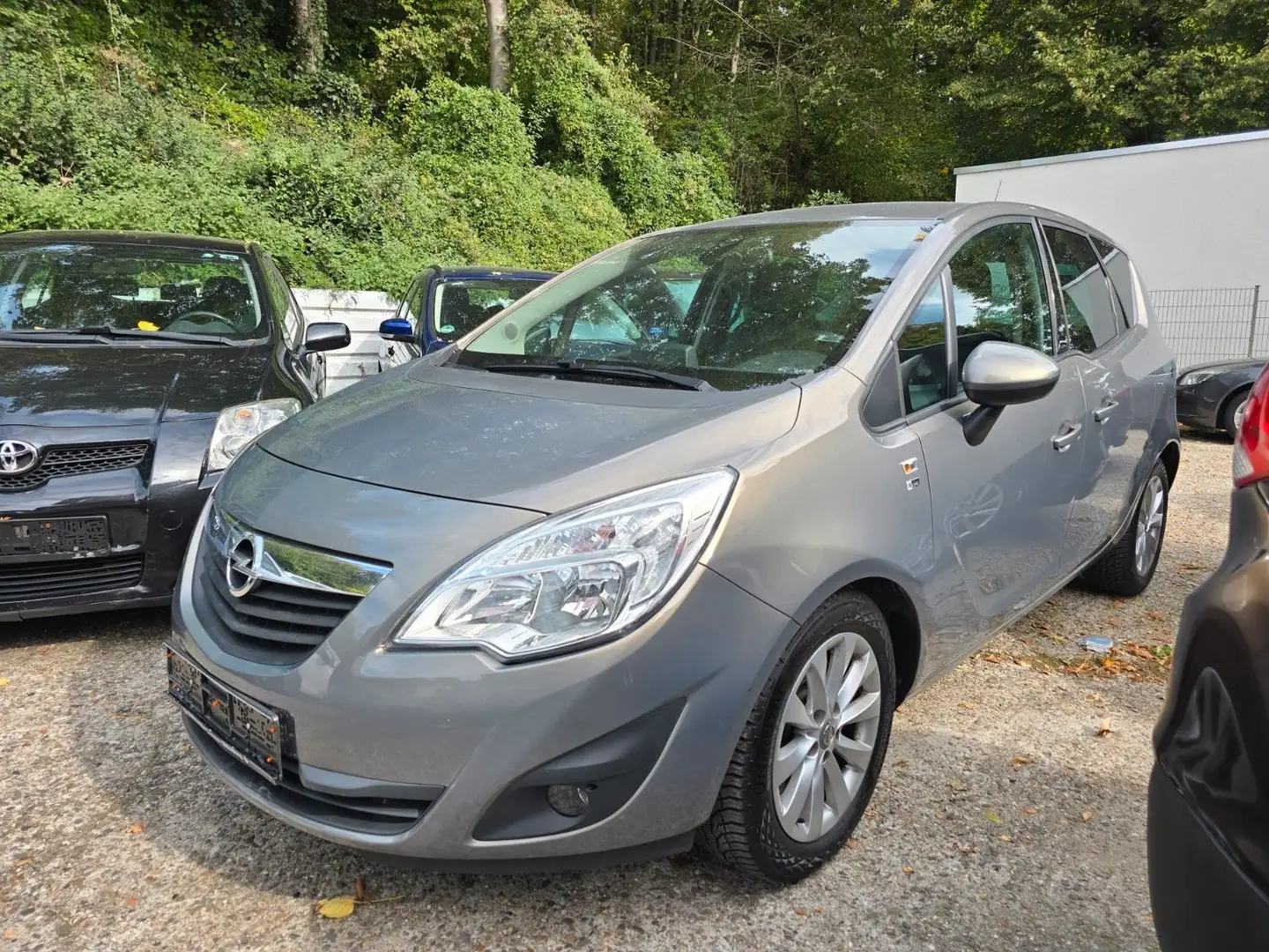 Opel Meriva B 150 Jahre Opel*AUTOMATIK * Grau - 2
