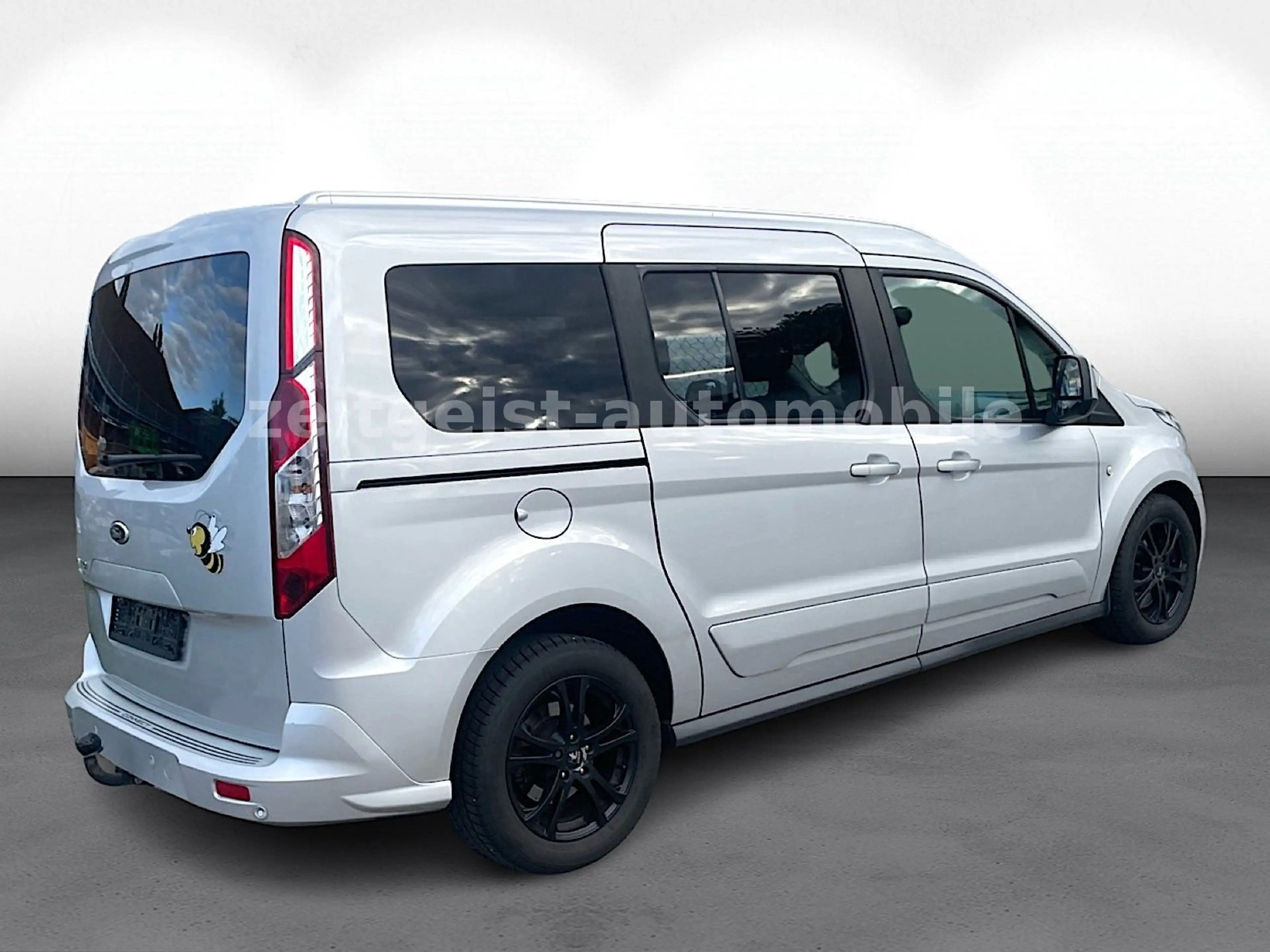 Ford Tourneo Connect Grand Tourneo Connect Titanium — photo 7