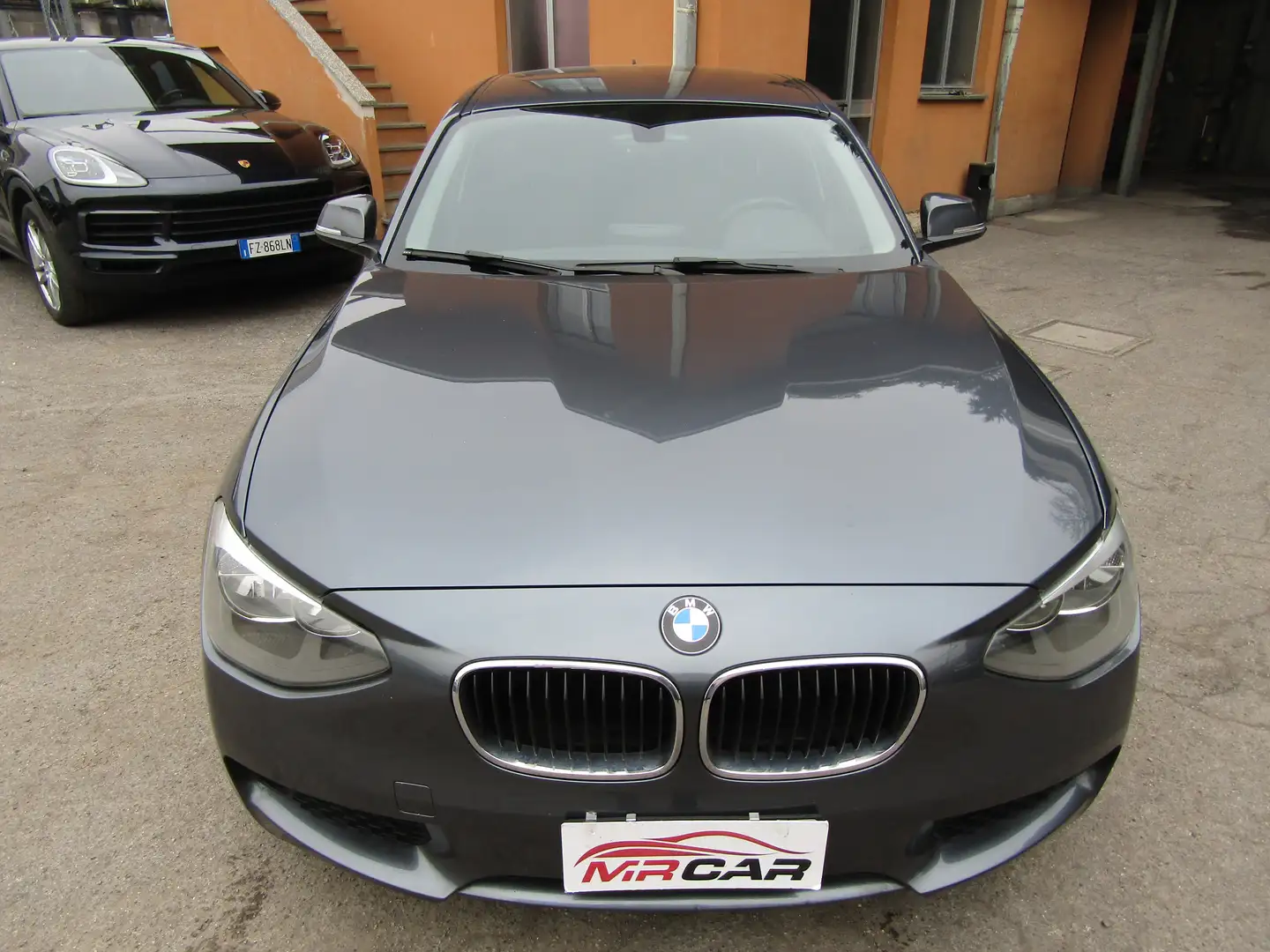 BMW 120 120d Unique 5p AUTOMATICA * 183.000 KM REALI * Gris - 2