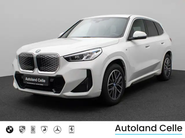 BMW Ix1 main image