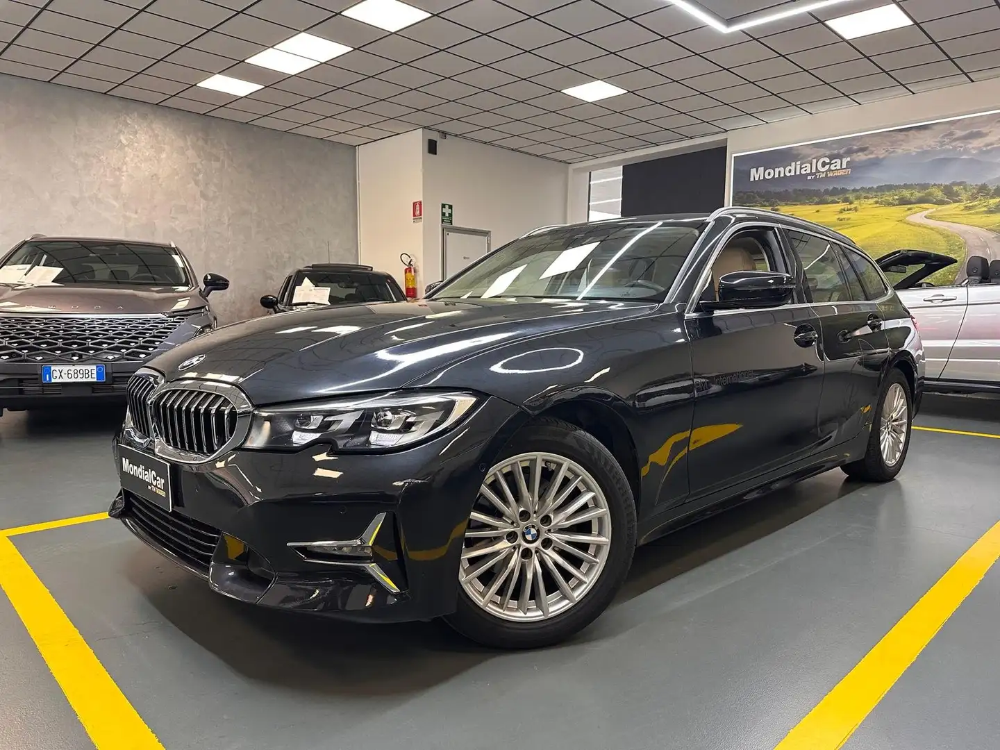 BMW 320 d Touring Luxury auto Nero - 1