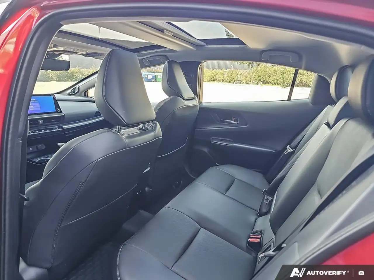 Toyota Prius снимка Toyota Prius