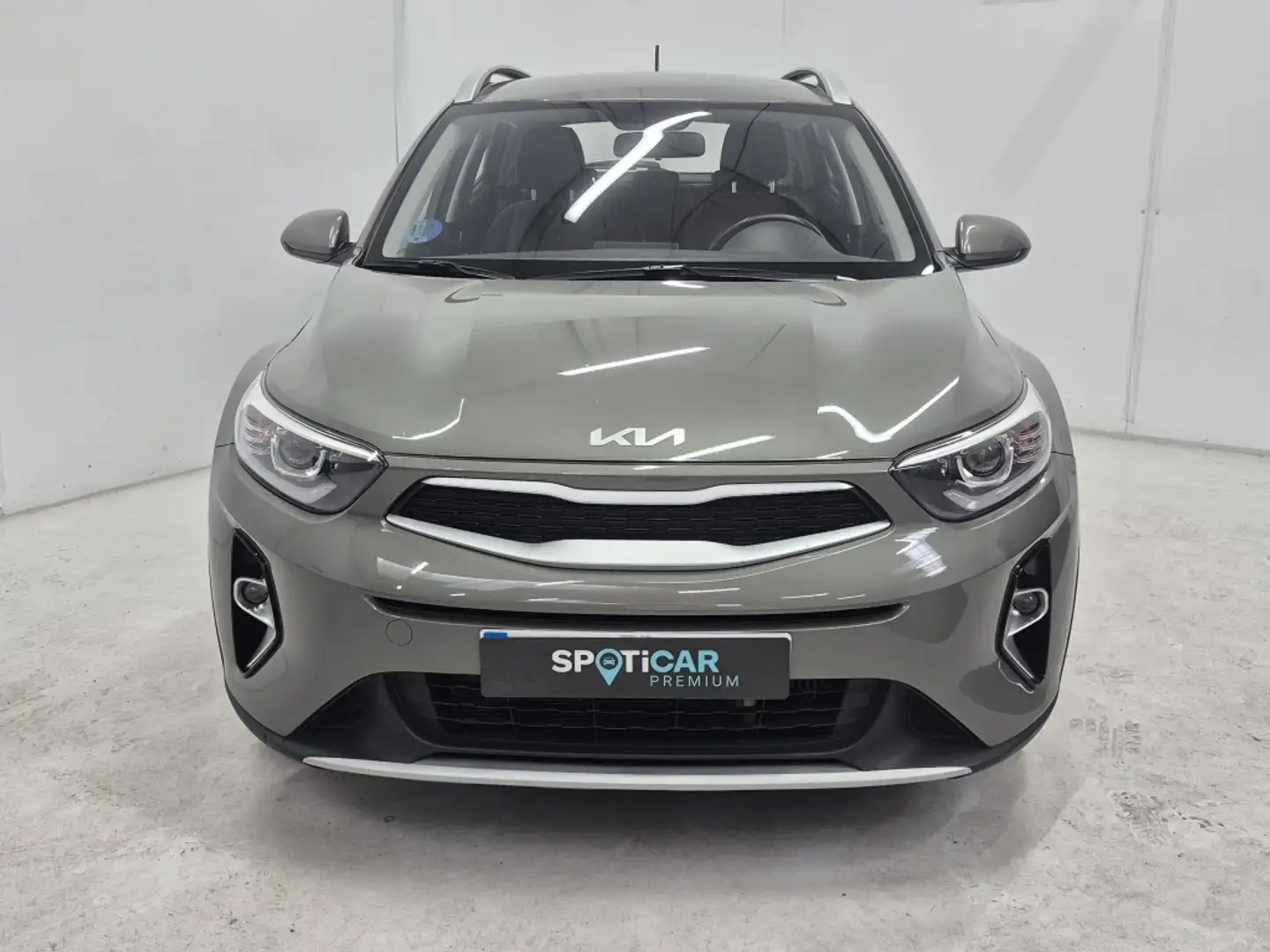 Kia Stonic 1.0 T-GDi MHEV Concept 100 Gris - 2