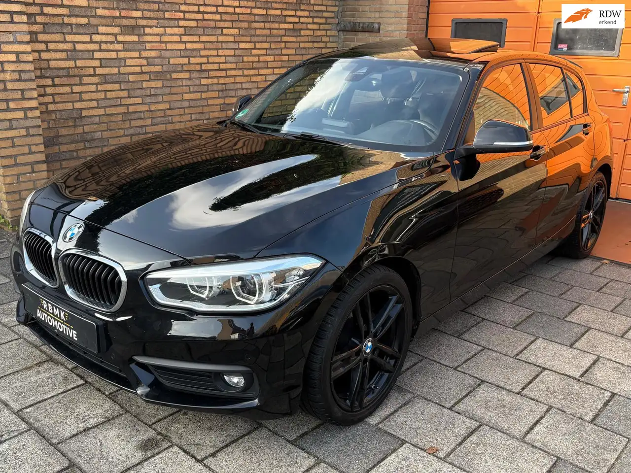 BMW 118