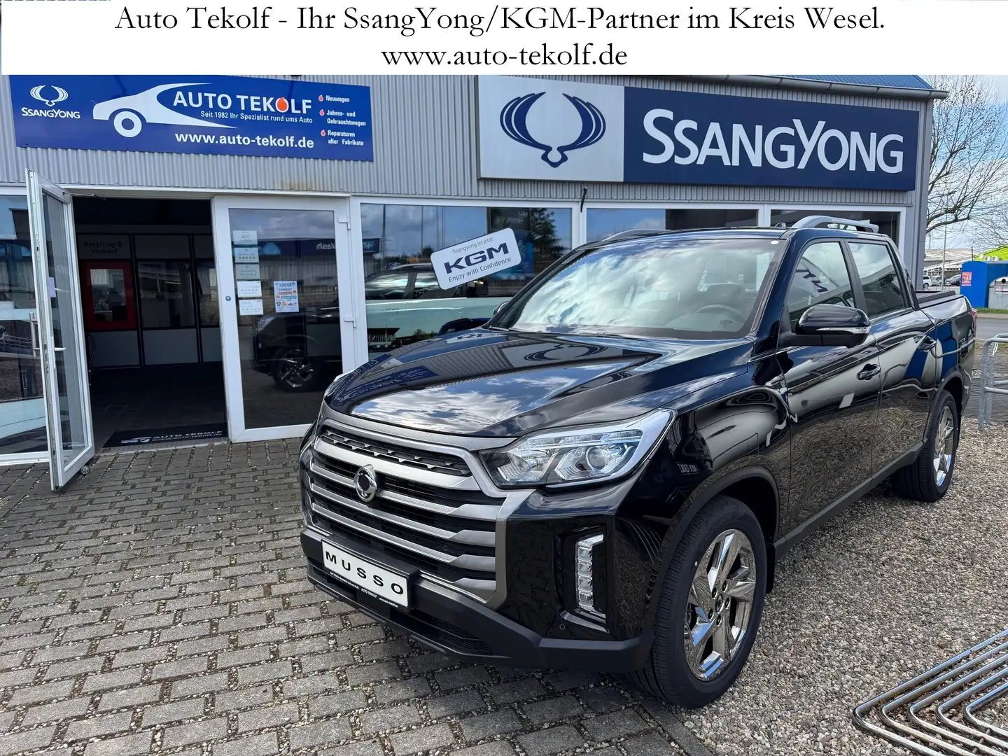 SsangYong Musso Sapphire Elegance, S/D, AHK, Laderaumrollo, Leder Schwarz - 1
