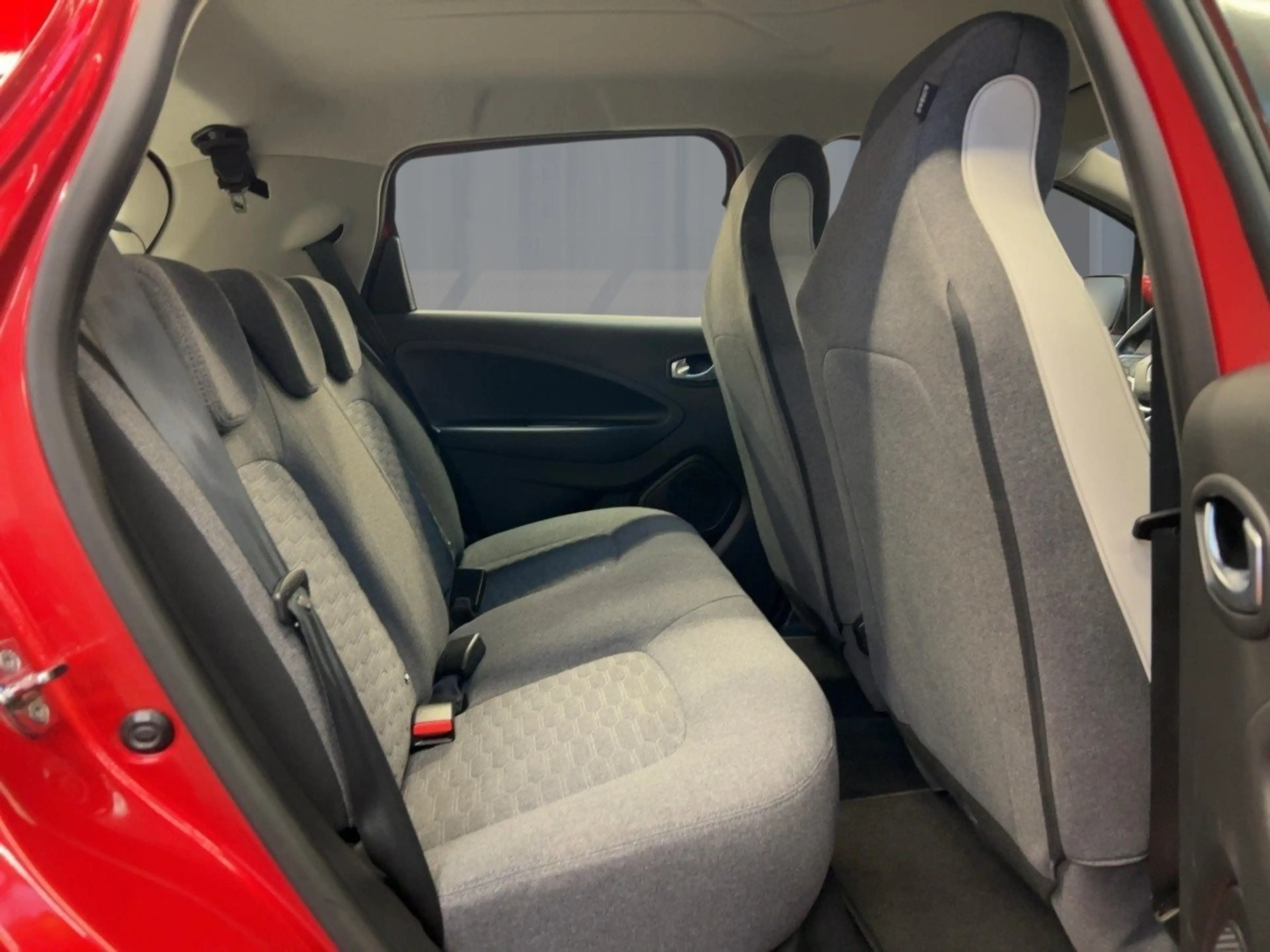 Renault ZOE R135 Z.E.50 EVOLUTION — photo 9