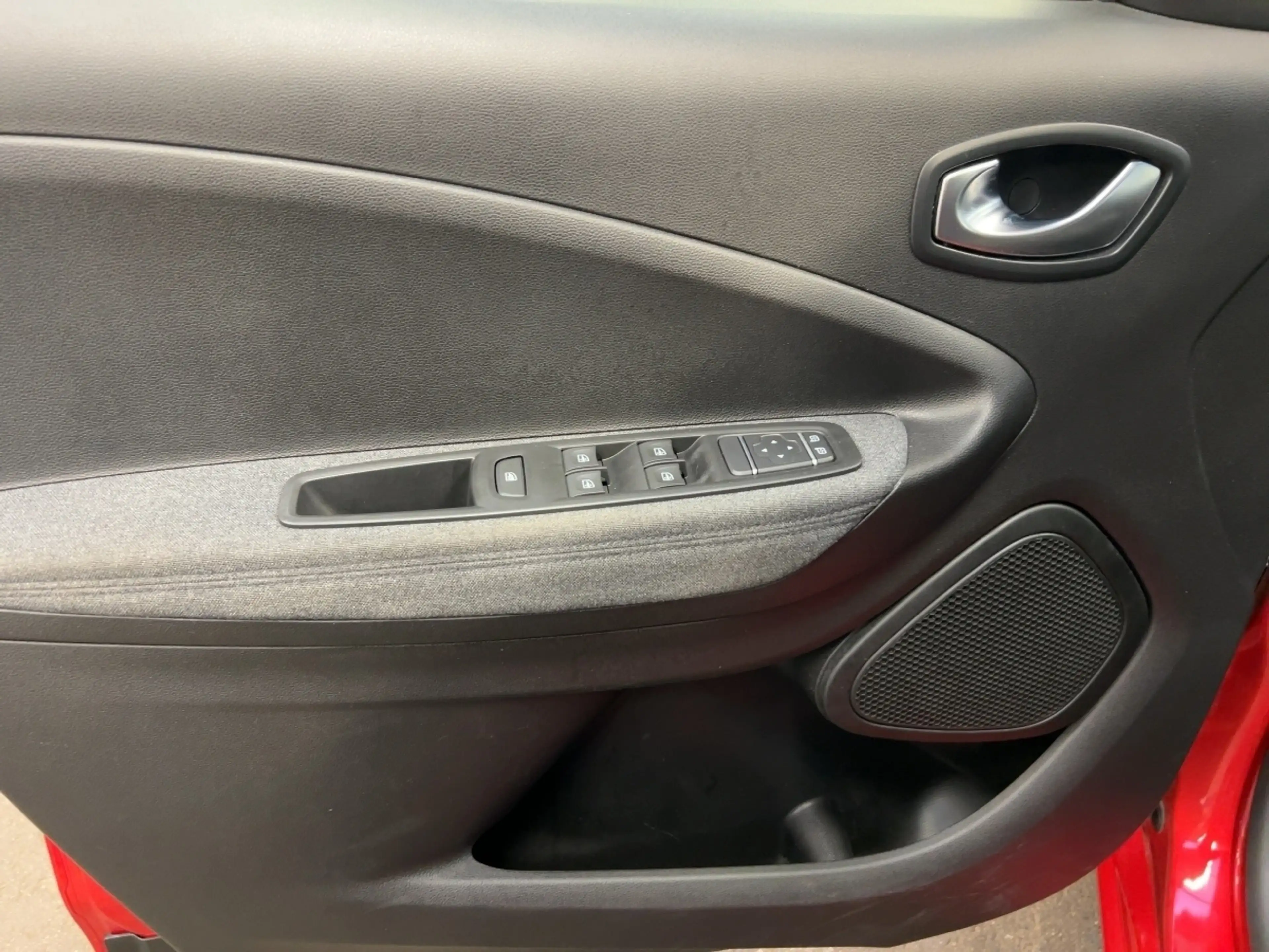 Renault ZOE R135 Z.E.50 EVOLUTION — photo 16